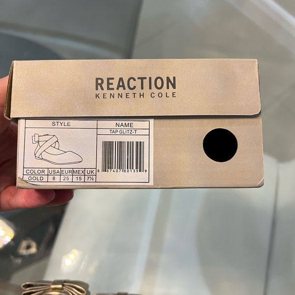 Kenneth Cole Reaction gold toddler shoes size 9 - Picture 7 of 7